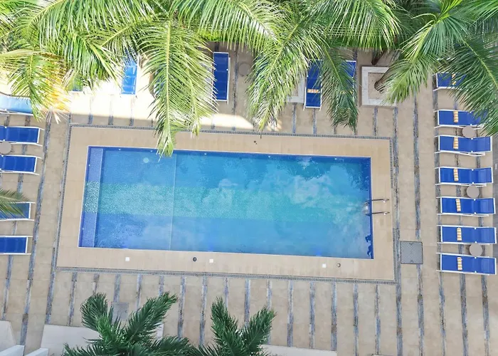 Golden Hotel
