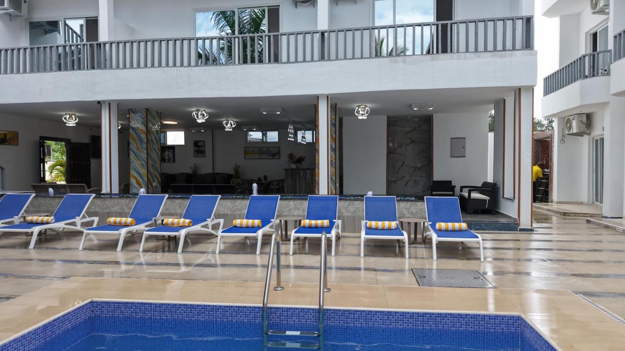 Hotel Golden 4*